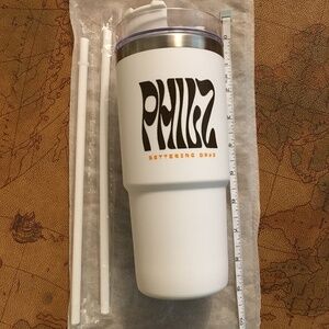 Philz Coffee  Tumbler w/2 straws